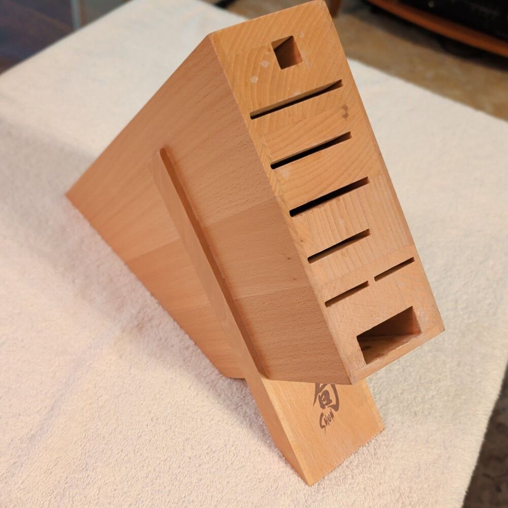 Shun 8 Slot Angled Knife Block Wood Beechwood